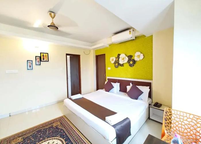 Goroomgo Grand Resort Puri