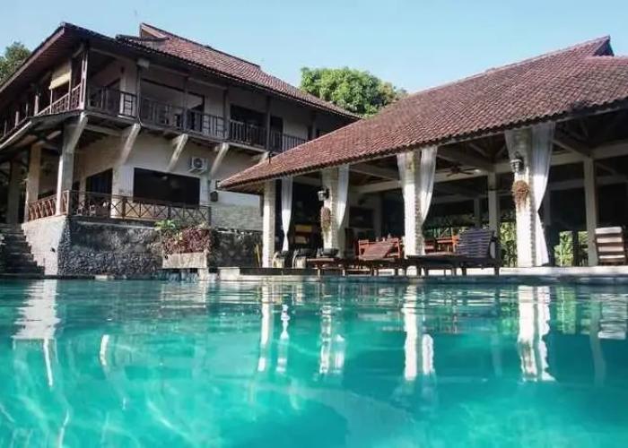 Schitzo Hills Forest Resort