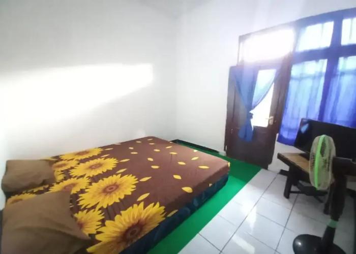 SPOT ON 93655 Home Stay Syariah Habibie