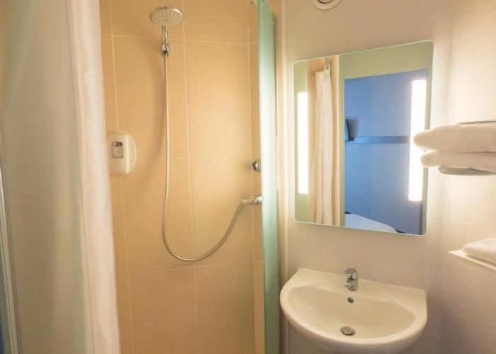 B&B HOTEL Angers 2 Université