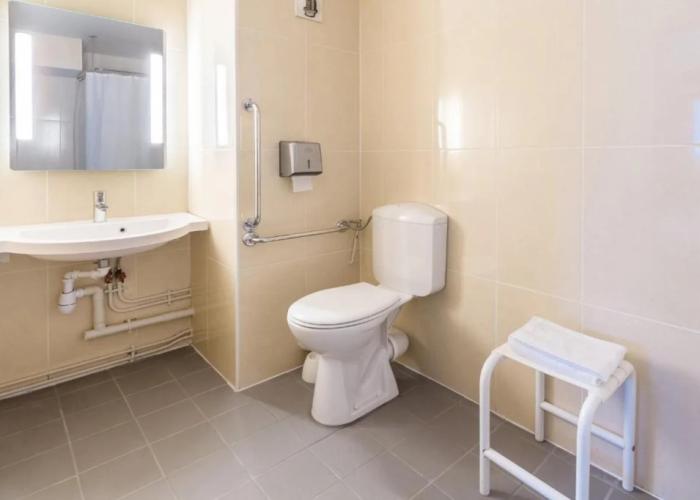 B&B HOTEL Angers 2 Université