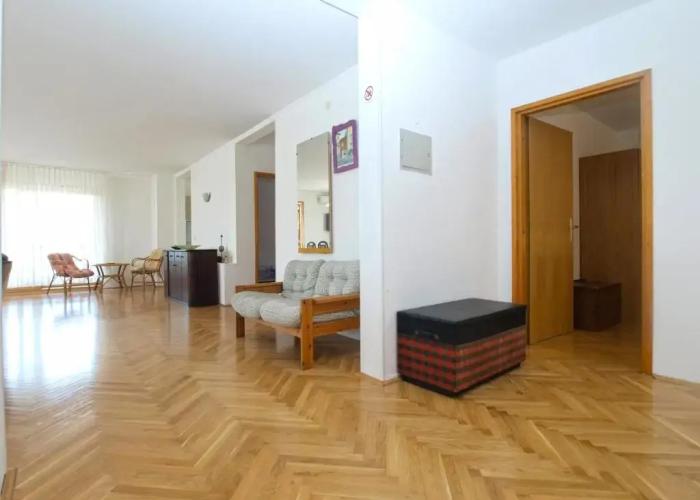 Apartment 1624