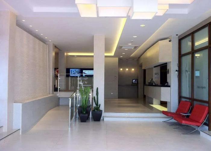 Las Rocas Playa Hotel