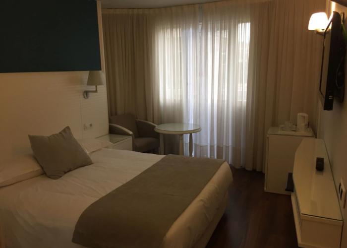 Las Rocas Playa Hotel