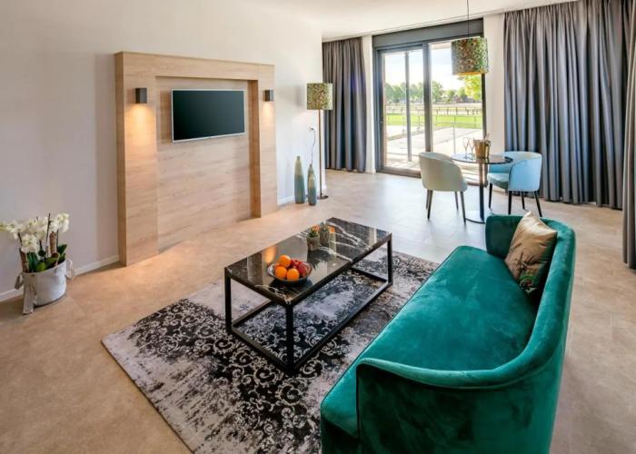 Hotel 46