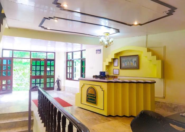 Hotel Surya Resort