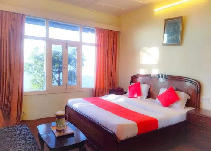 Hotel Surya Resort