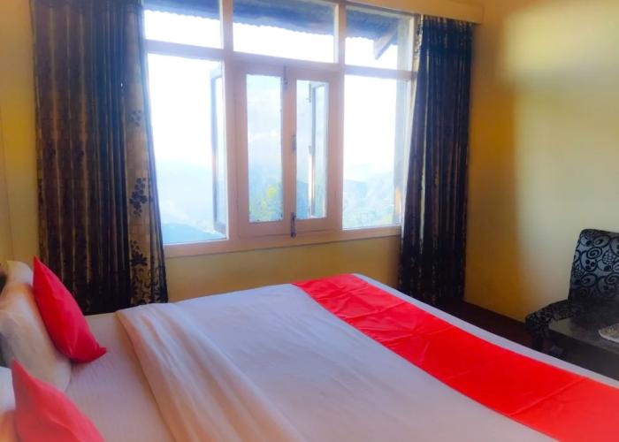 Hotel Surya Resort