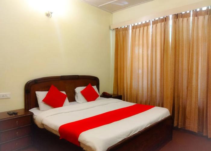 Hotel Surya Resort