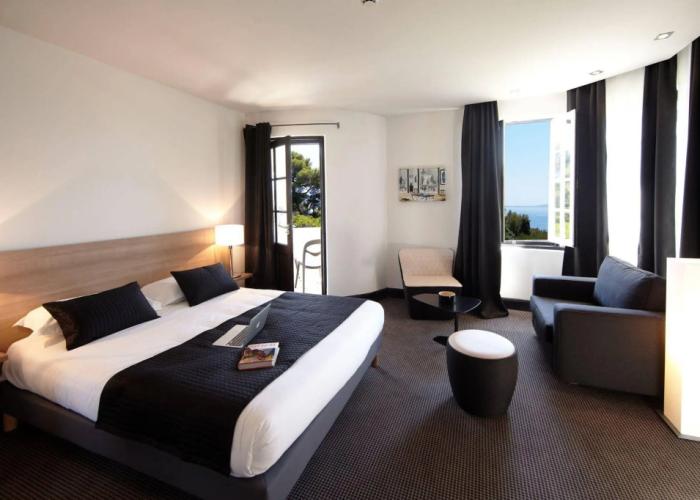 Les Terrasses du Bailli Hôtel