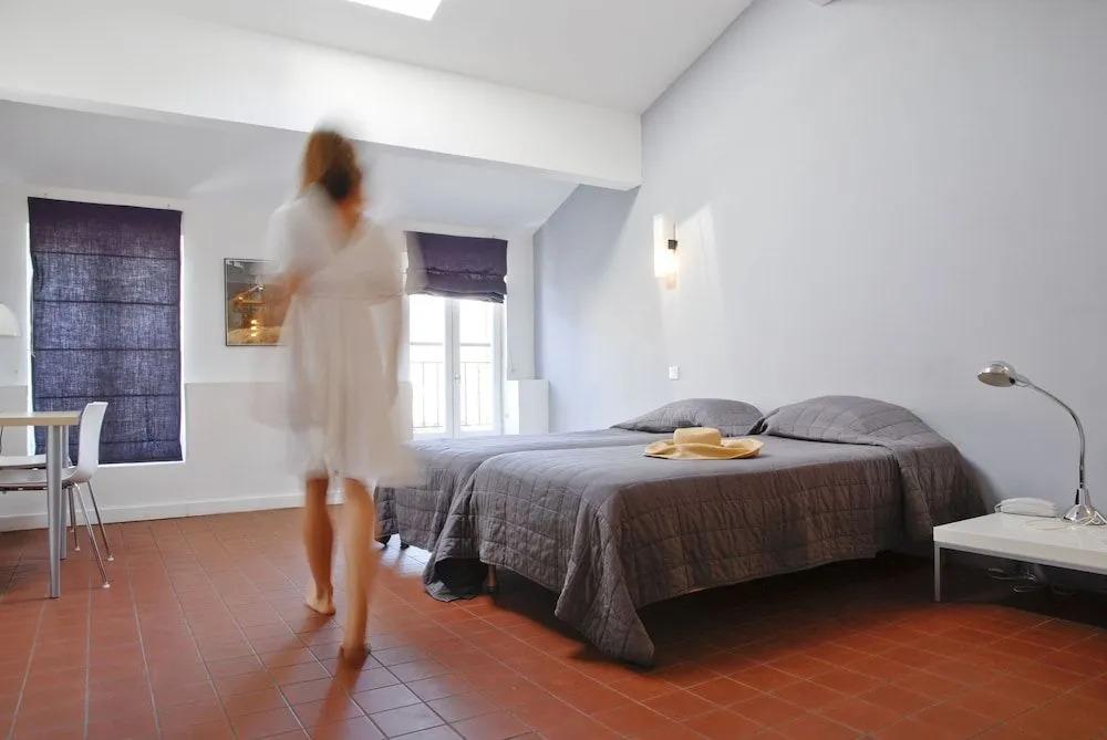 фото Hôtel  Burrhus