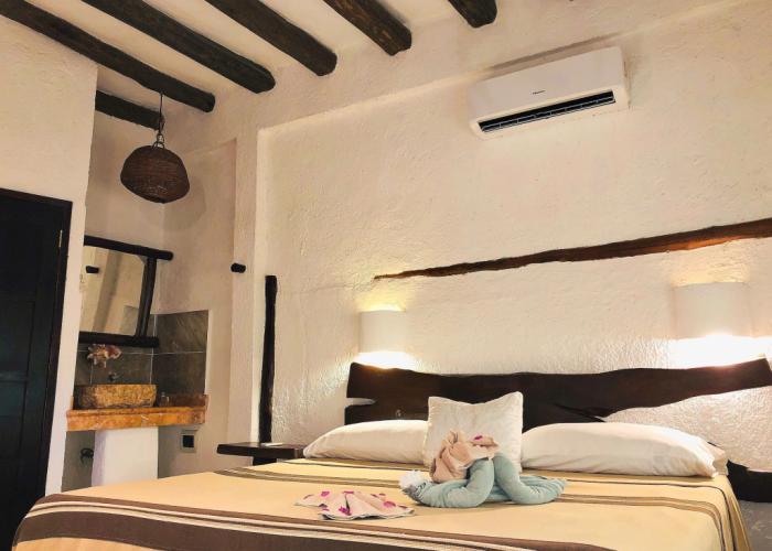 Beachfront Hotel La Palapa - Adults Only