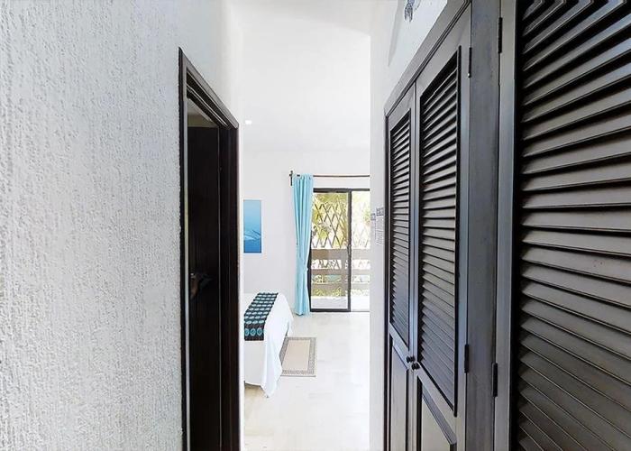 Villas Tiburon by The Beach