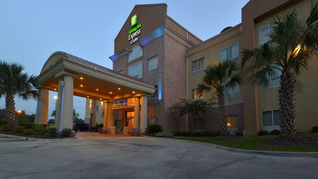 Holiday Inn Express Hotel & Suites Baton Rouge North by IHG