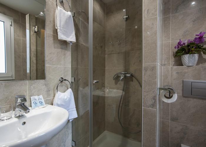 Iraipe Izaga Hostal