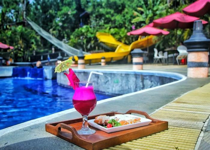 The Jhon's Cianjur Aquatic Resort