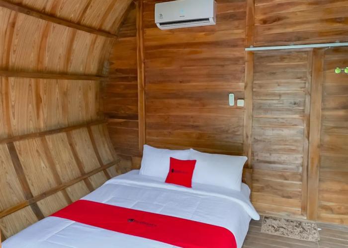 RedDoorz Resort @ Cianjur City Park