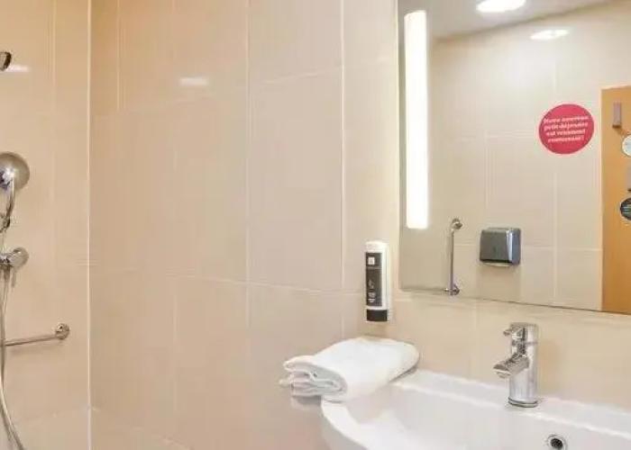 B&B HOTEL Saint-Witz