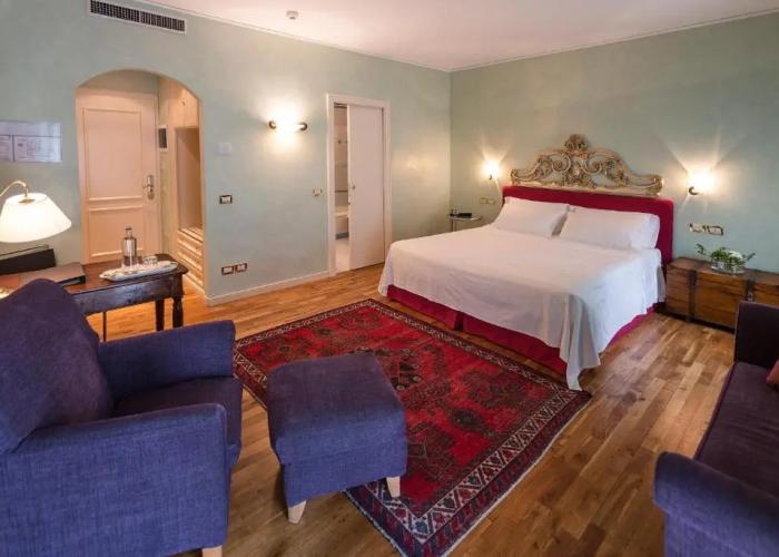 Hotel Regina Adelaide