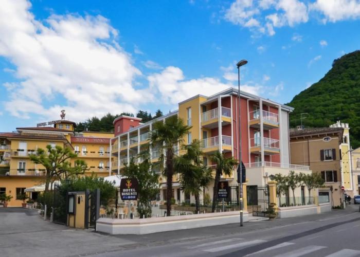 Hotel Bisesti
