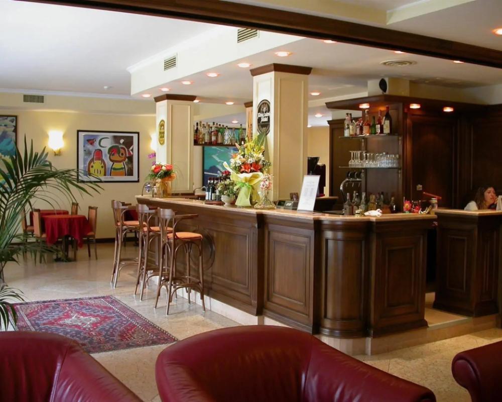 фото Hotel Miro