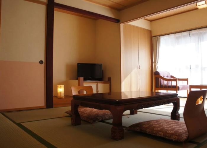 Kakeyu Onsen Kutsurogi No Yado Kuroiwa Ryokan