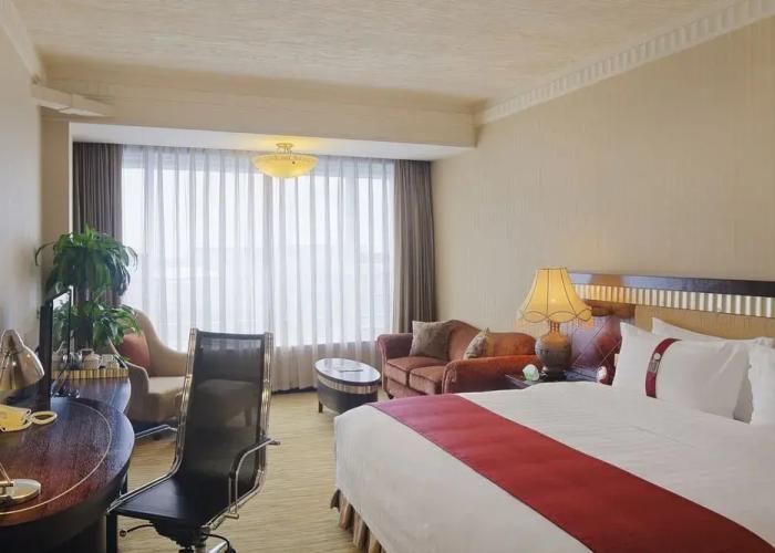 Holiday Inn Chengdu Century City Easttower & Westtower