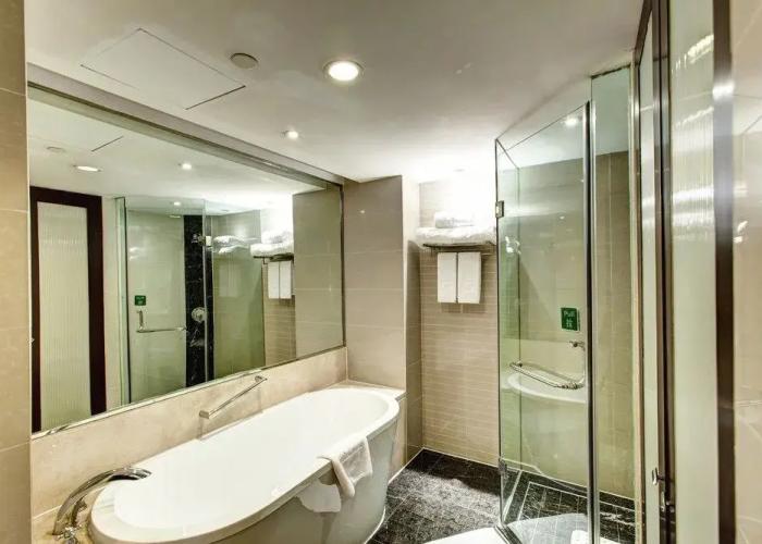 Holiday Inn Chengdu Century City Easttower & Westtower