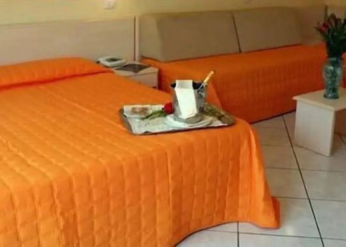 King's House Hotel Resort
