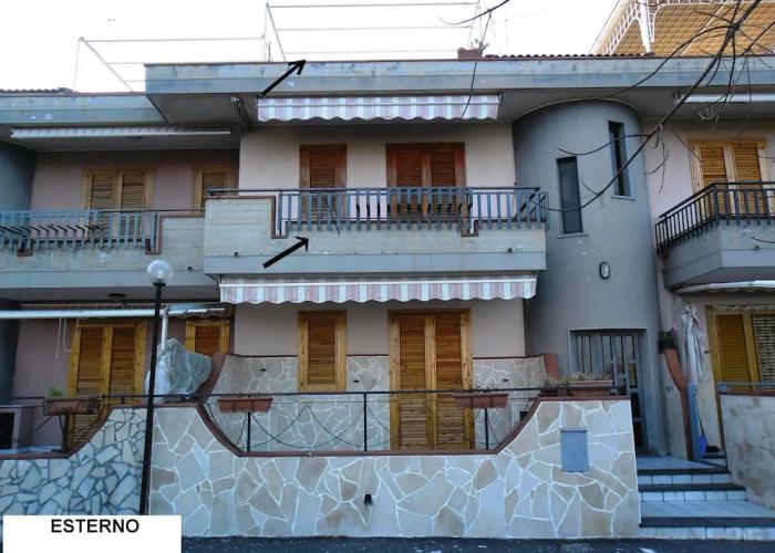 Two Rooms 30 Meters From the sea Near Etna and Taormina and Catania