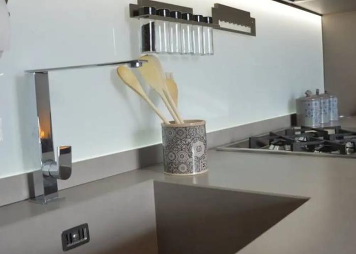 Appartamento Orchidea in Residence con Piscina Condominiale