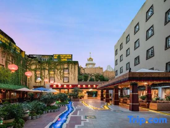 Paradise Hotel