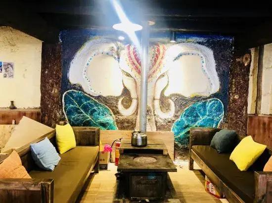 Carefree Valley Hostel