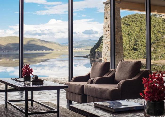 High Mountain Resort Shangri-la