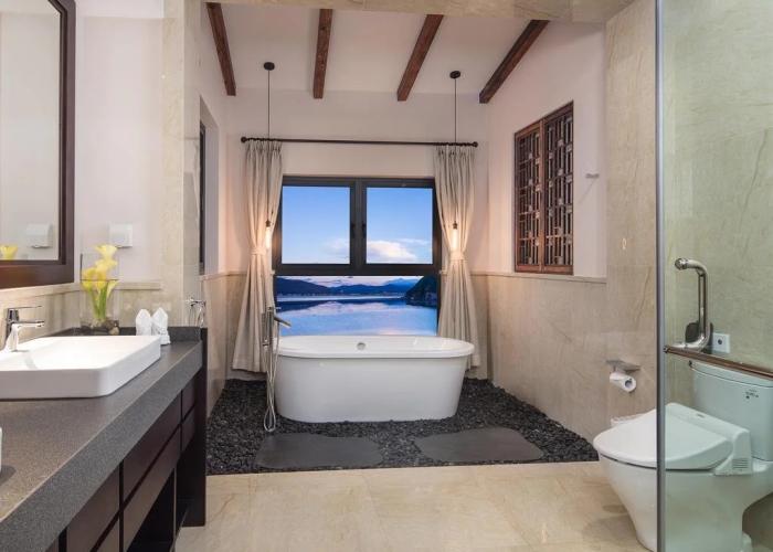 High Mountain Resort Shangri-la