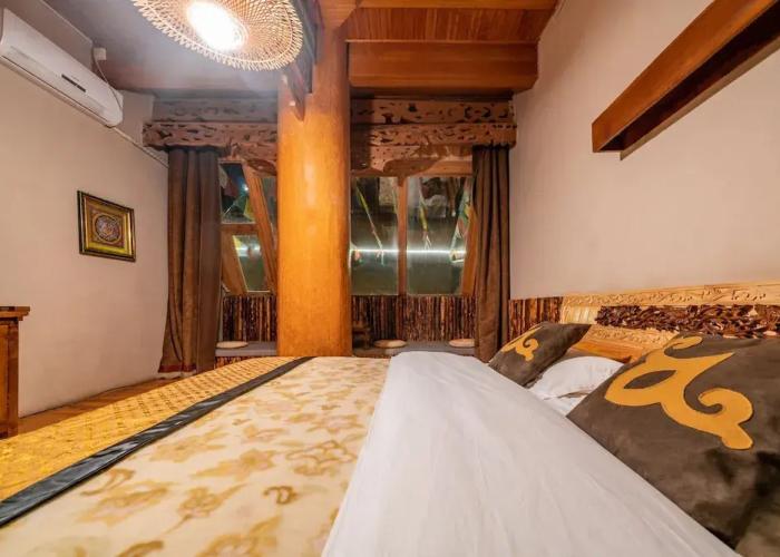 Shangri-La Home Inn