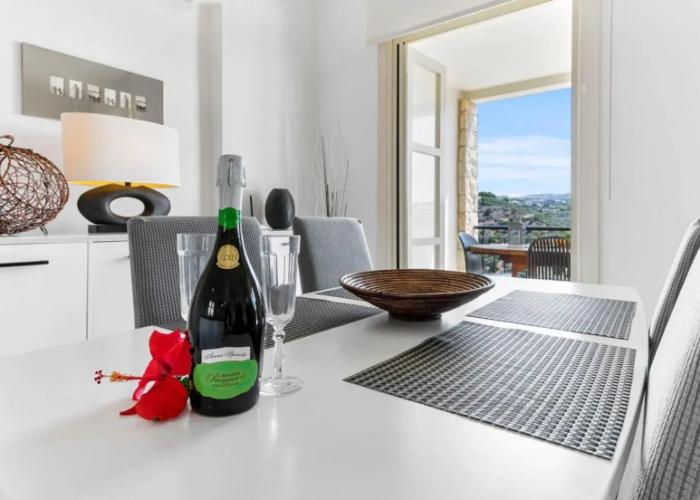 Aphrodite Hills Rentals – Apartments