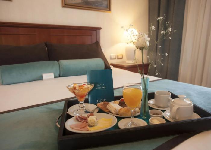 Epic Hotel Villa Mercedes