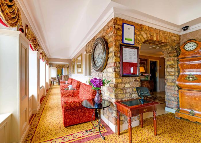 Bellbridge House Hotel