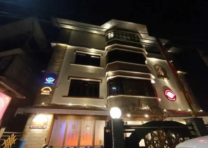 Dragon Inn