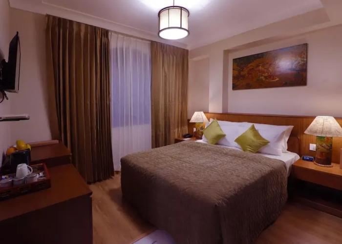 Denzong Shagrila Lords Inn- Hotel & Spa