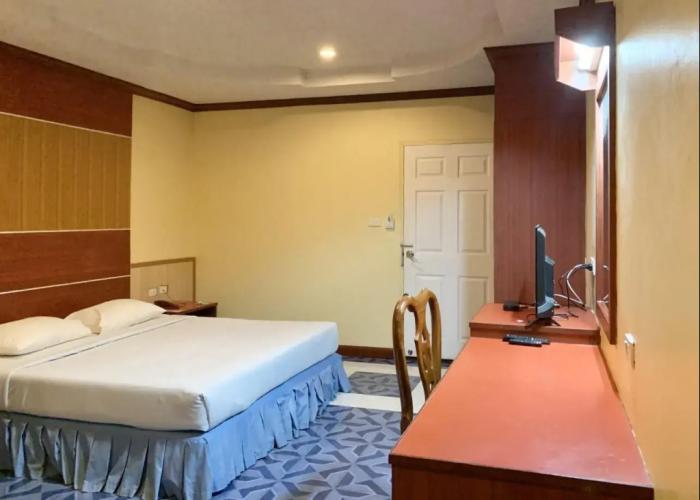 Homeland Resort