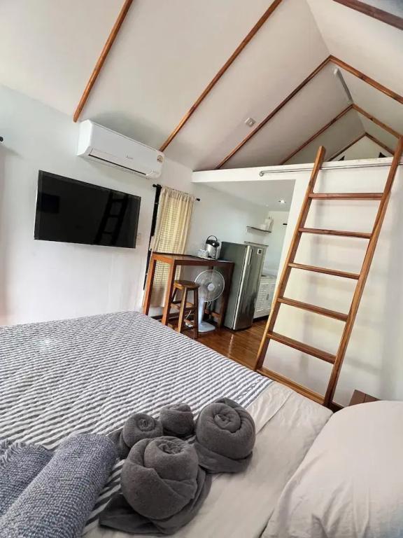 фото Monkey Cottage