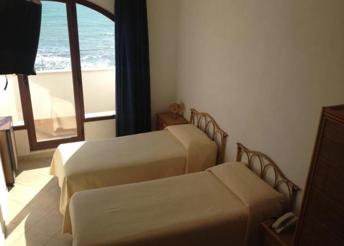 Hotel Miramare Garzia