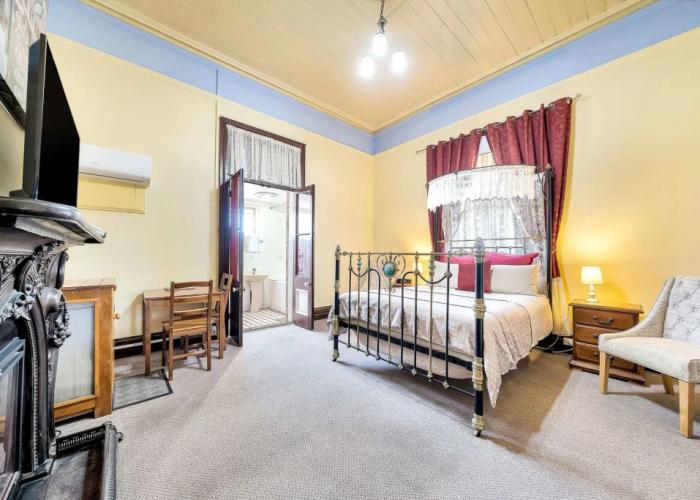 Warwick Settlers Inn