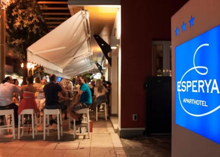Aparthotel Esperya