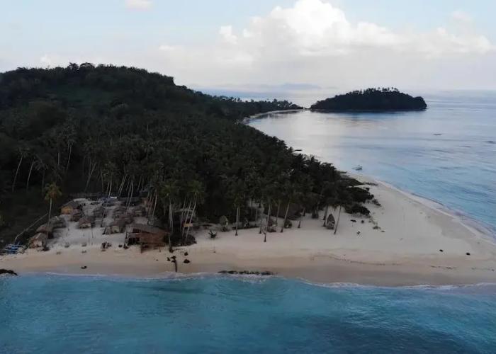 Backpackers Island Beach Camp - Adults Only