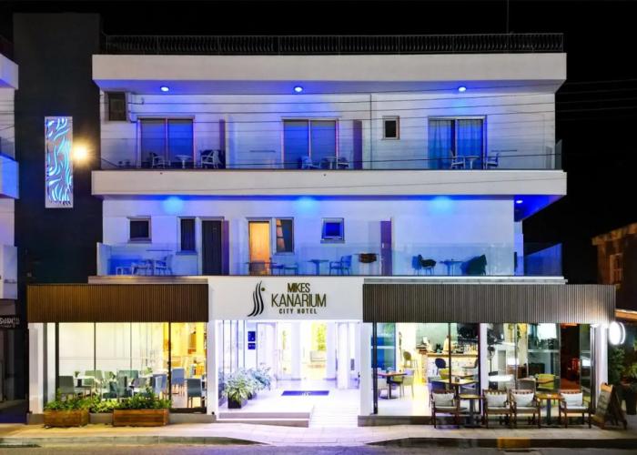 Mikes Kanarium Hotel