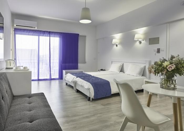Mikes Kanarium Hotel