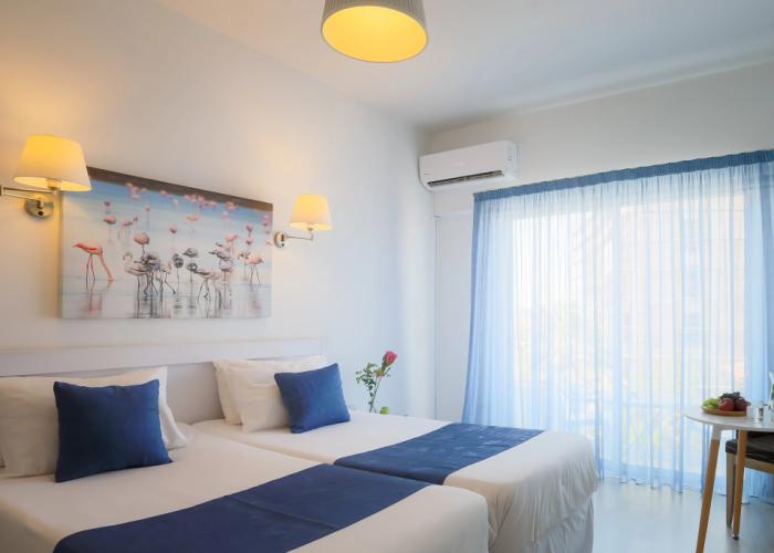 Mikes Kanarium Hotel
